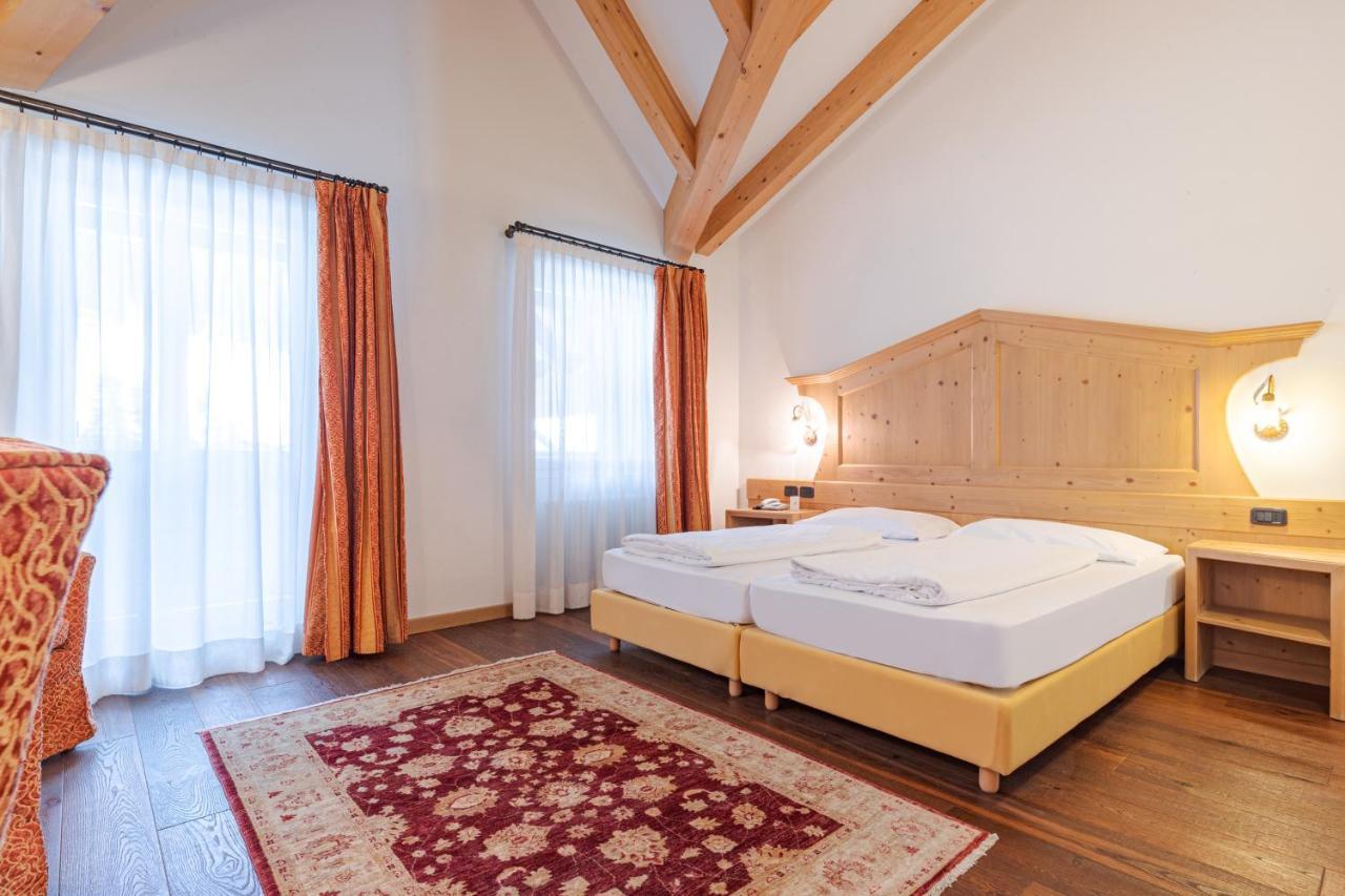 Hotel Foresta Moena Buitenkant foto