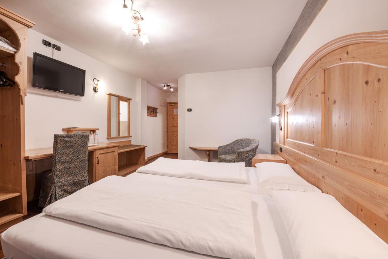 Hotel Foresta Moena Buitenkant foto