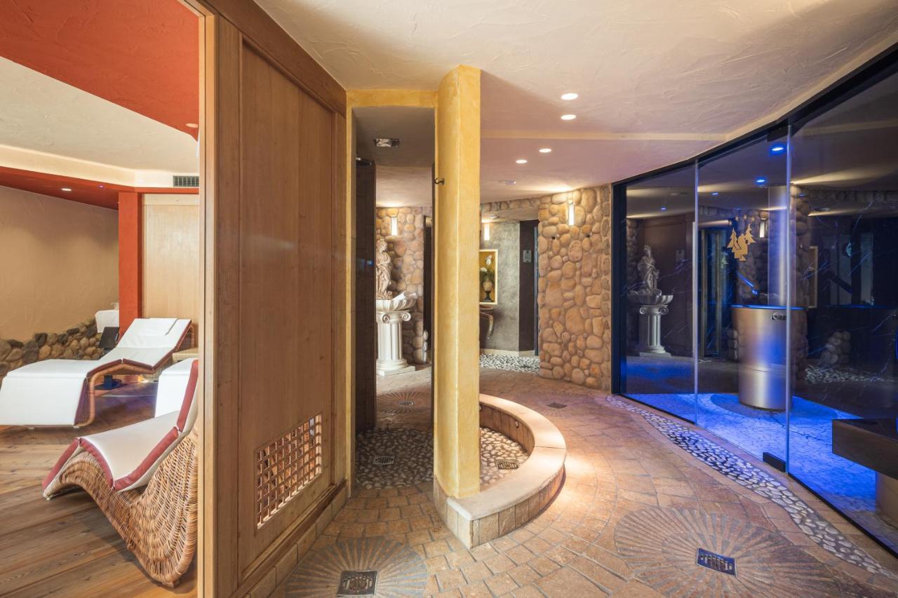Hotel Foresta Moena Buitenkant foto