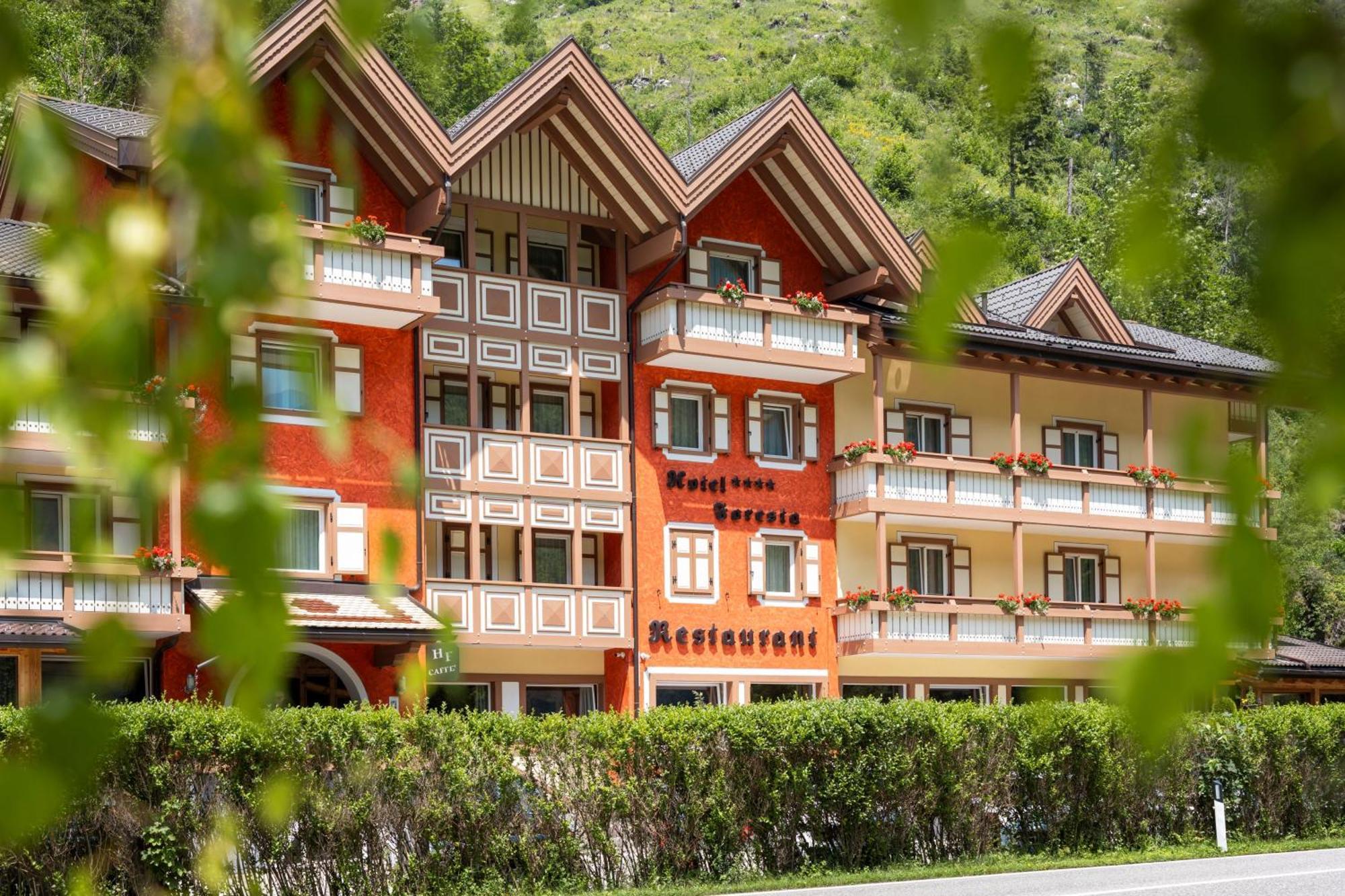 Hotel Foresta Moena Buitenkant foto