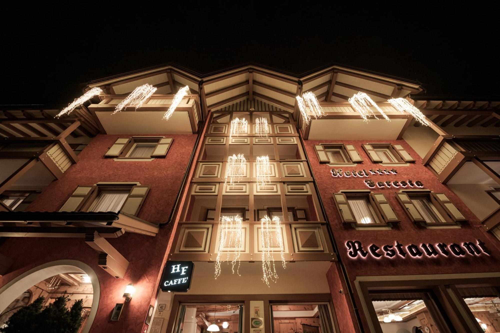 Hotel Foresta Moena Buitenkant foto